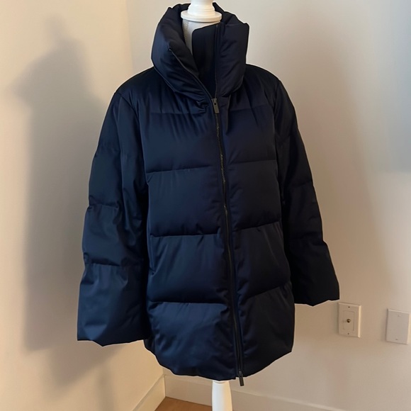 +J Jackets & Blazers - Navy Puffer Ladies Size Medium by +J Mid Thigh Lenght Super Warm